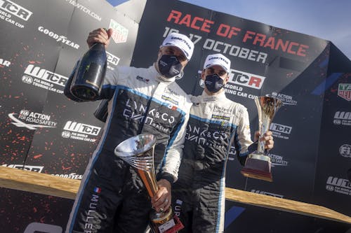 ​Triple podiums for Lynk & Co Cyan Racing in eventful French WTCR weekend