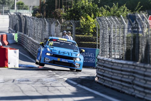 ​Lynk & Co Cyan Racing returns to the spectacular streets of Vila Real