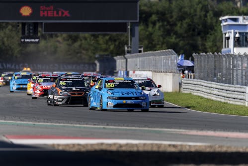 ​Yvan Muller unstoppable to pole and win in China for Lynk & Co Cyan Racing