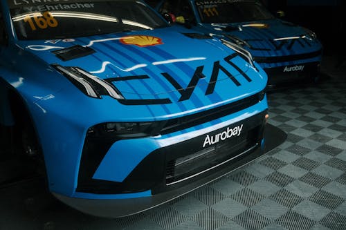 ​Aurobay joins Lynk & Co Cyan Racing as partner in the KUMHO FIA TCR World Tour