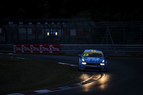 Yann Ehrlacher claims vital points in Nürburgring twilight qualifying