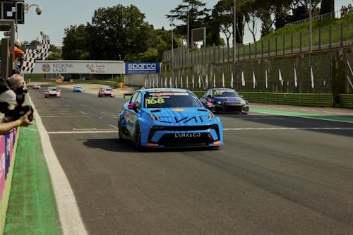 Lynk & Co Cyan Racing defends TCR World Tour lead in chaotic Italian weekend