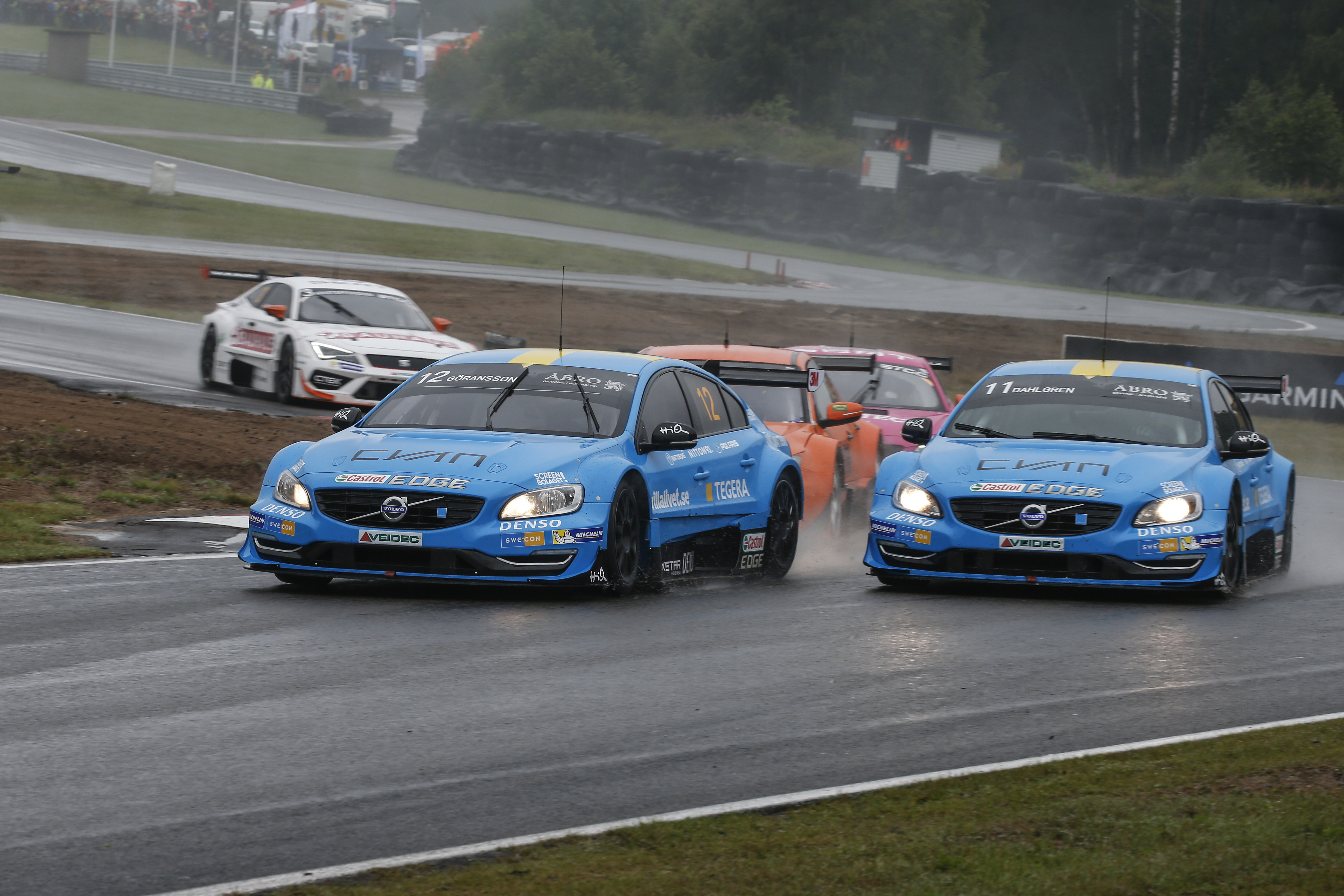 Revenge and weights on the table as STCC resumes | Cyan Racing
