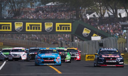 Pole and podium for Scott McLaughlin in best V8 Supercars weekend of 2015