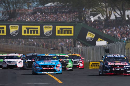 Pole and podium for Scott McLaughlin in best V8 Supercars weekend of 2015