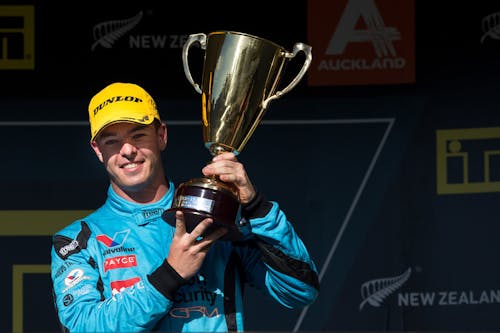 Scott McLaughlin scores podium in first New Zealand race day
