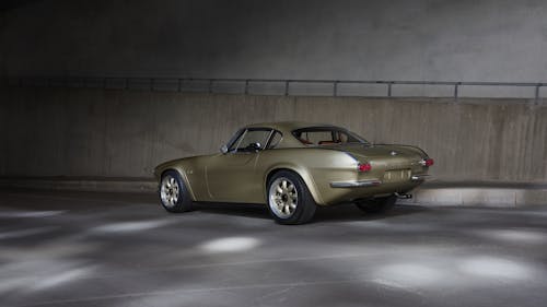 Cyan Racing makes first Volvo P1800 Cyan delivery to Sweden - debuting new GT specification features