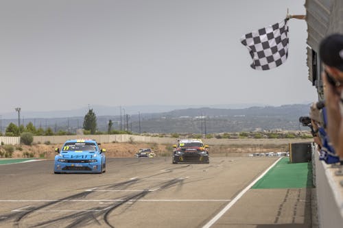 Thed Björk defies struggles in Spain to claim first WTCR podium of 2021