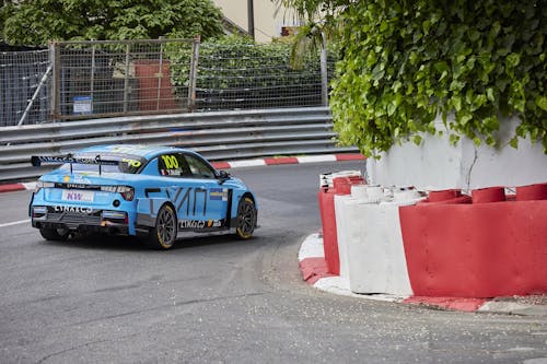 ​Yvan Muller and Ma Qing Hua breaks into top five of first 2022 WTCR qualifying